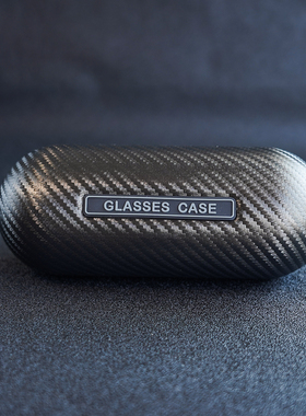 高端碳纤维太阳眼镜盒大号圆柱实拍抗压便携运动感胶囊防压墨镜盒