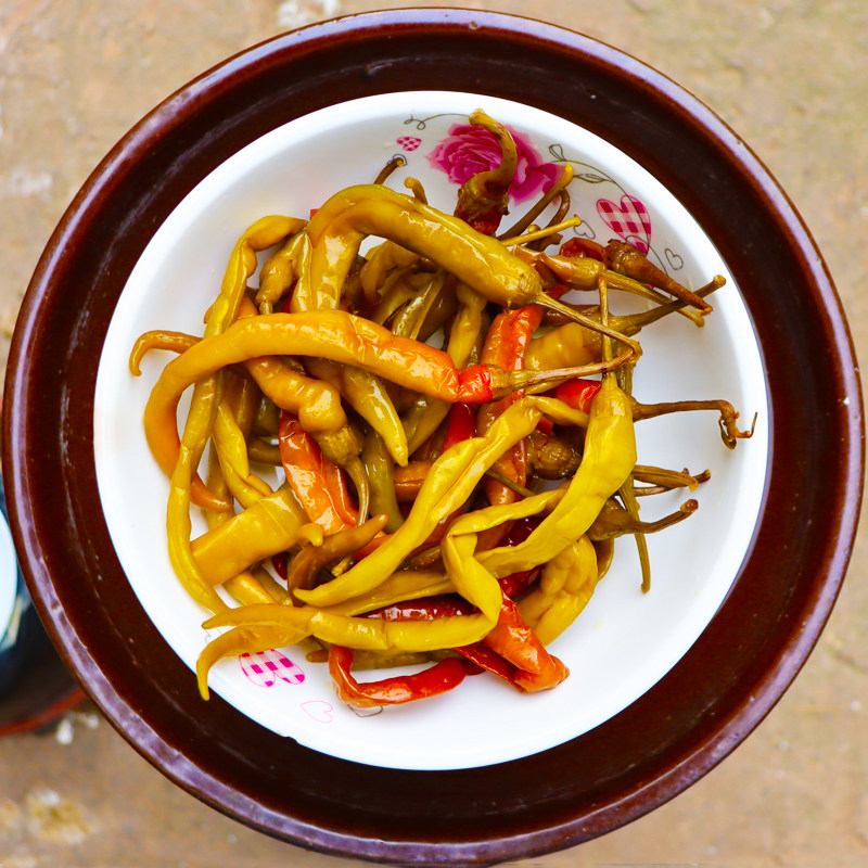 湖南酸辣椒咸菜泡菜下饭菜老坛子菜衡阳酸辣椒农家自制腌制腌辣椒