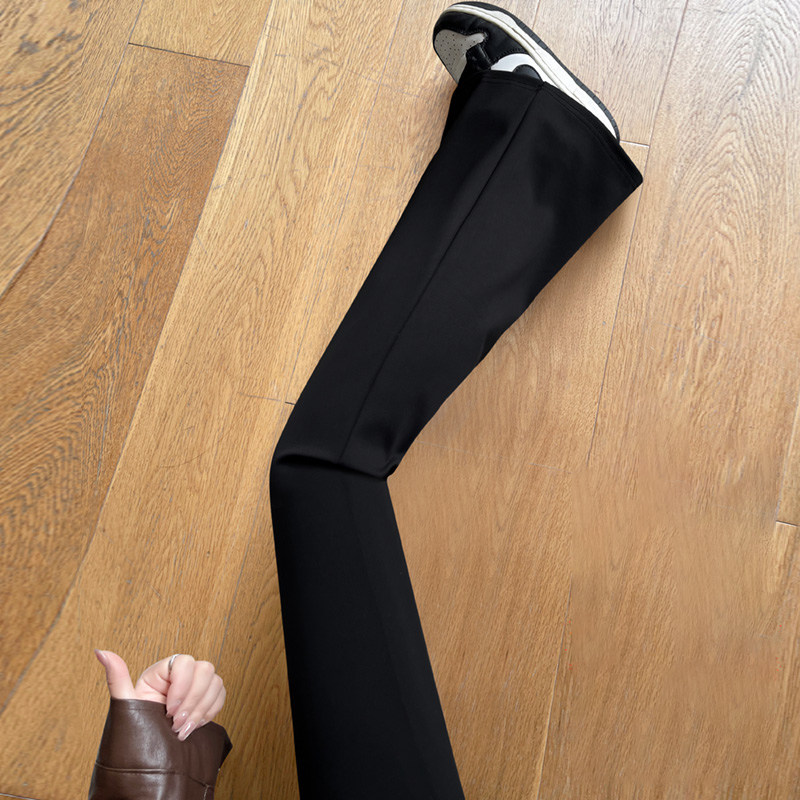 春秋休闲薄款高腰显瘦微喇叭2025新款瑜伽健身鲨鱼裤女打底马蹄裤