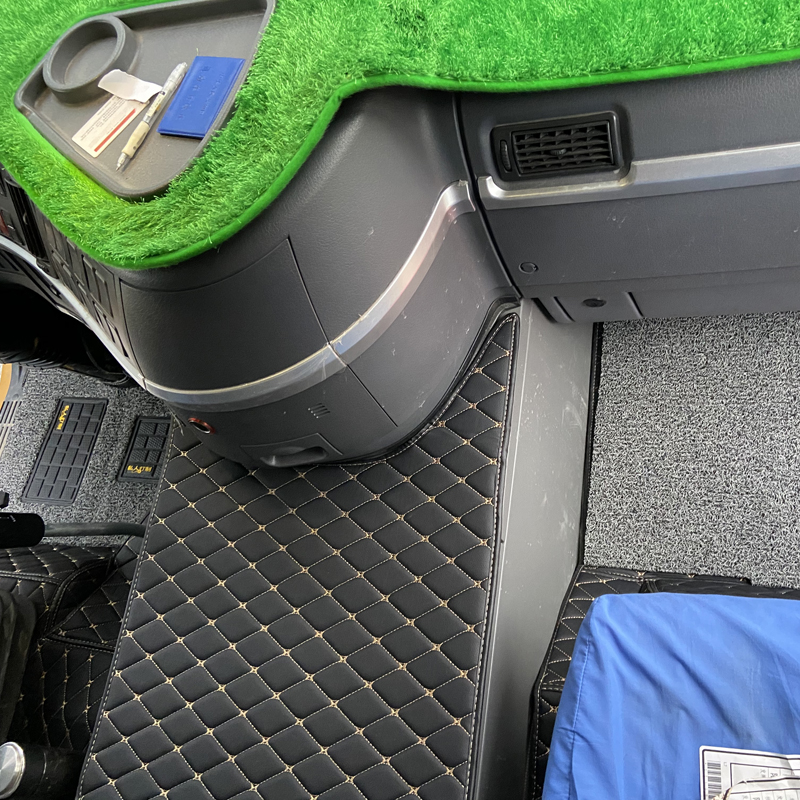 三一吊车STC250400T全包围脚垫