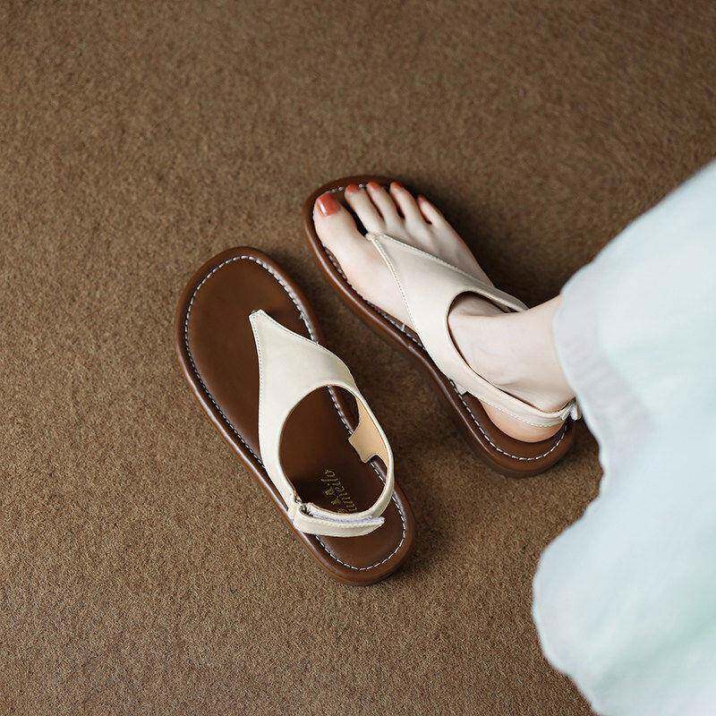 英国真皮夹趾凉鞋女夏外穿2026新款配裙子时装鞋软底不累脚罗马鞋