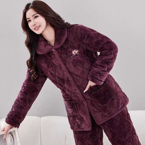 睡衣女冬季加厚加绒珊瑚绒三层夹棉中老年妈妈保暖家居服秋冬新款