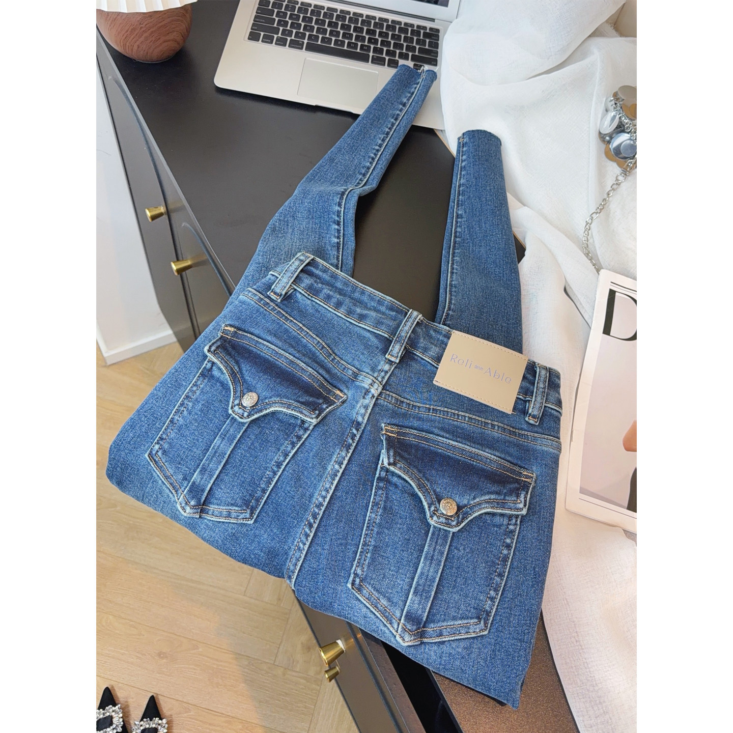 小众设计感~深蓝色高腰牛仔裤女2026春季新款显瘦紧身小脚裤长裤