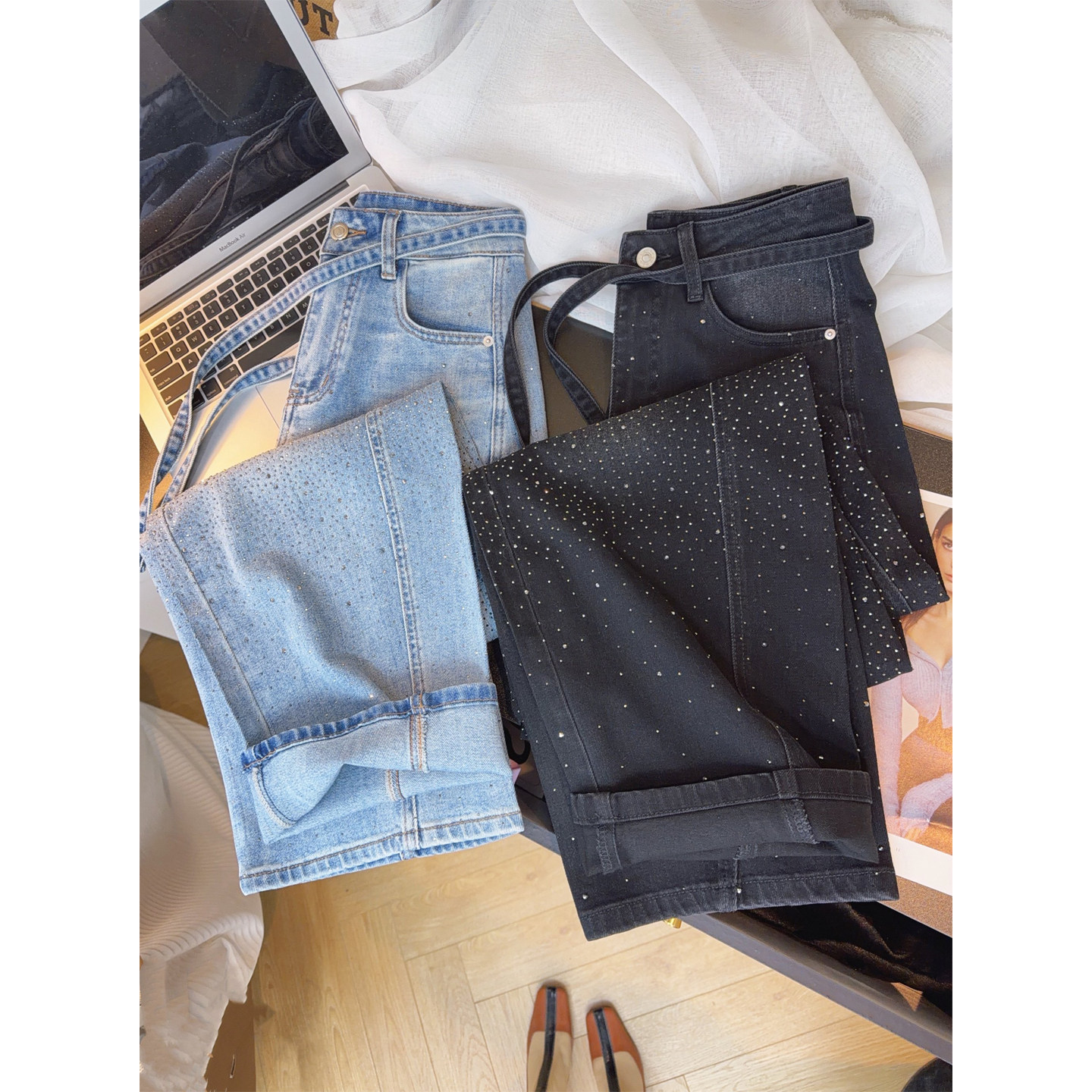 欧货满天星烫钻阔腿牛仔裤女2026春季浅色高腰宽松百搭休闲弯刀裤