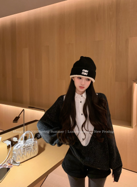 Mengling梦玲 miu系韩妹 学院风假两件慵懒花灰色宽松女套头毛衣