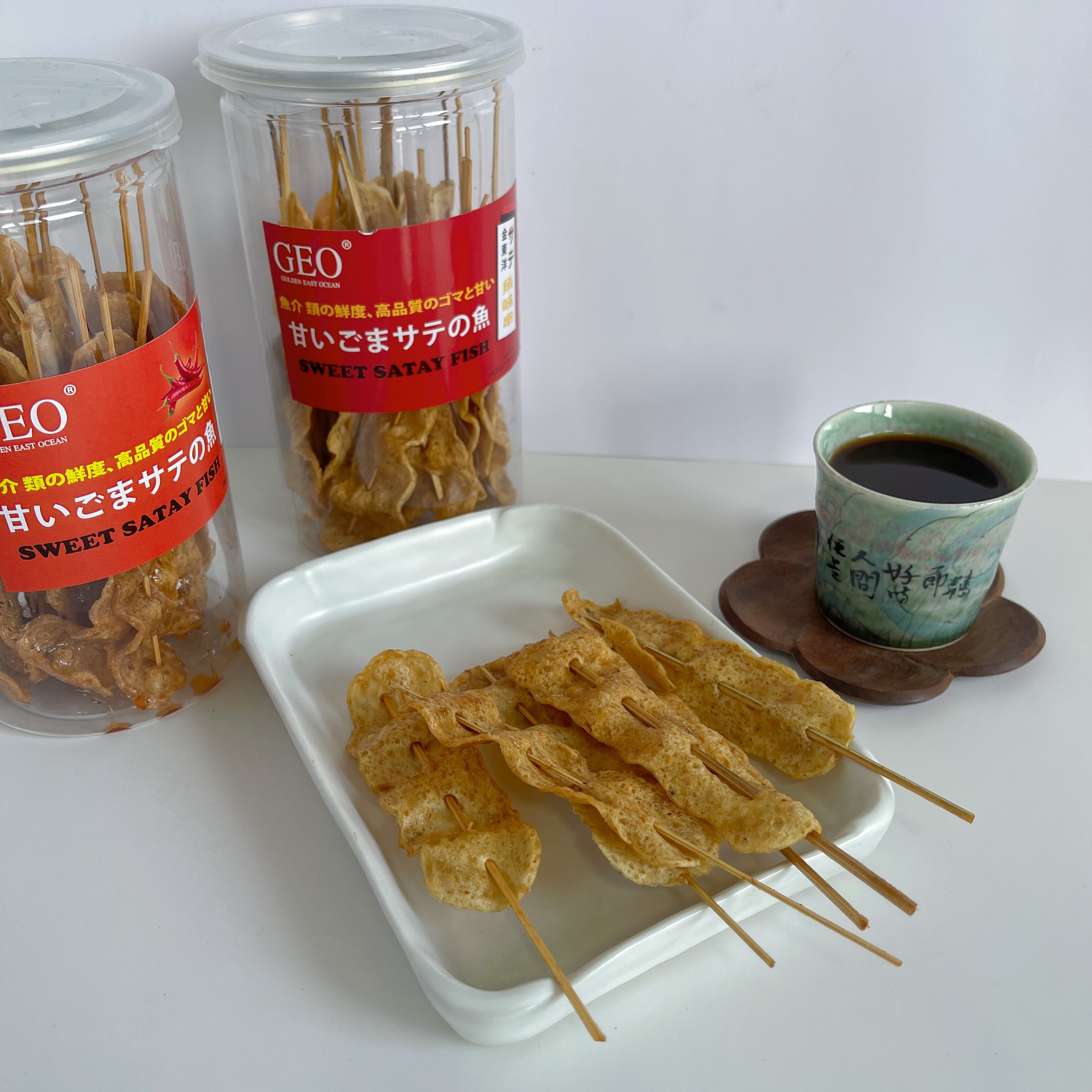 泰国怀旧零食GEO金东洋辣原味椒味沙爹鱼味串罐装100g即使微甜