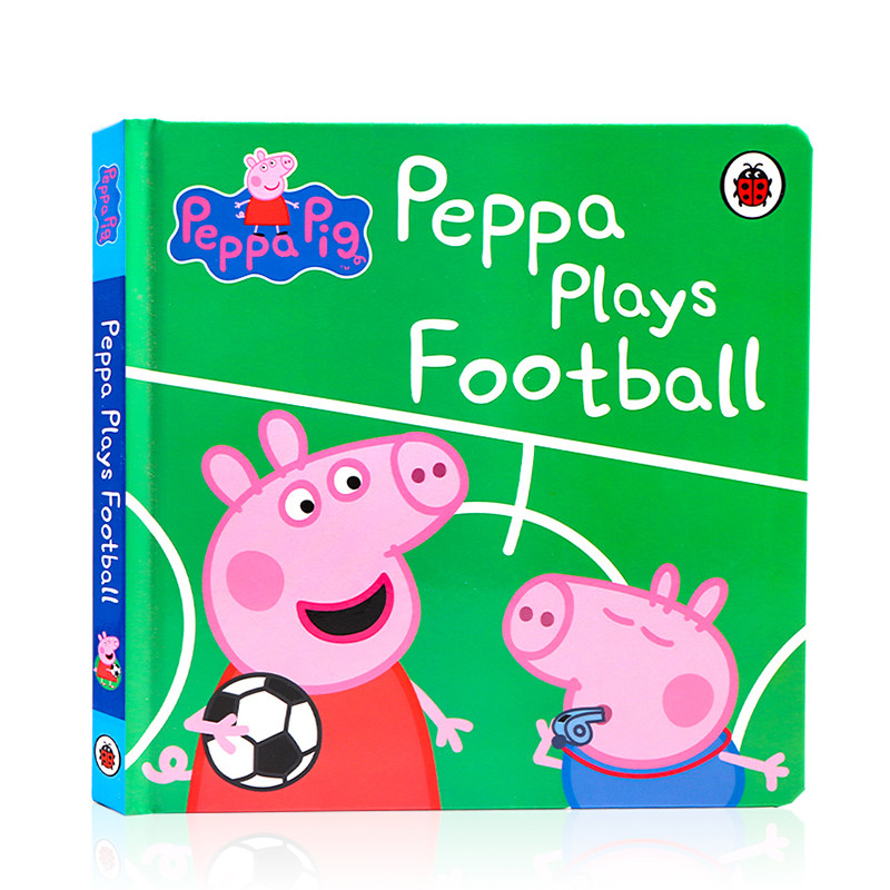 小猪佩奇踢足球peppa plays football 英文原版绘本 粉红猪小妹peppa