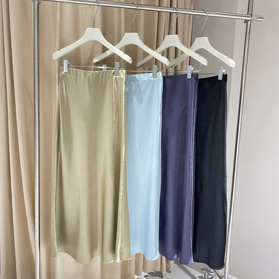 多多26夏上新法式显贵光泽感肌理细腻半身裙2634