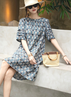 多多26夏上新文艺复古风宽松连衣裙(不含帽子+项链)