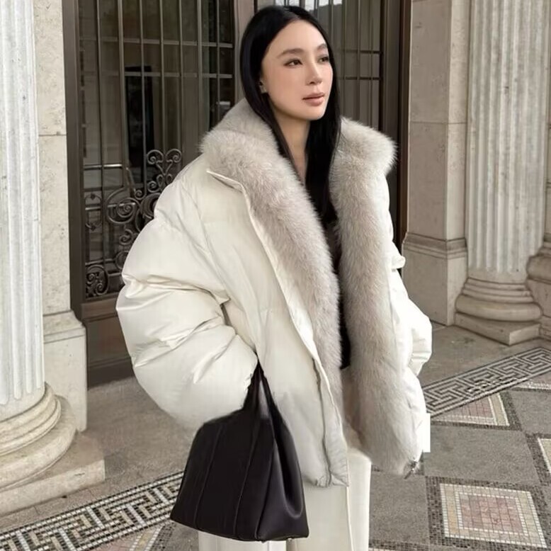 多多店襟三星白鸭绒保暖羽绒服外套(配可拆卸狐狸毛领)H7893