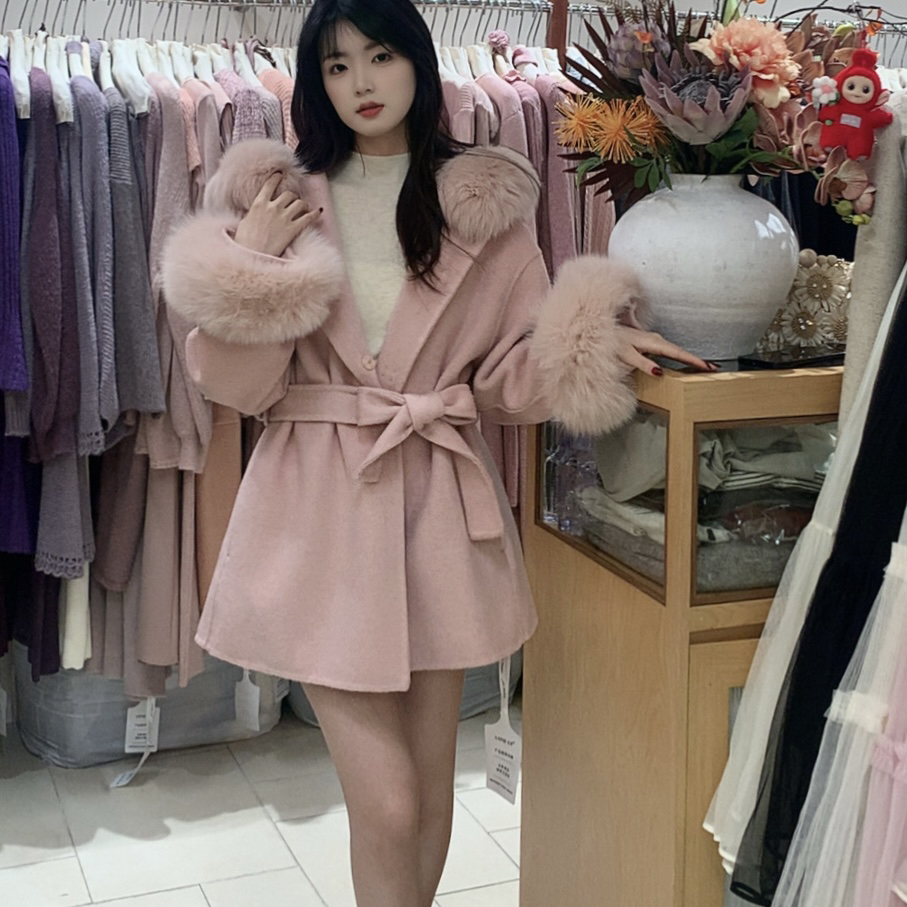 多多神名媛淑女羊毛外套(配袖口狐狸毛腰带)(含69.5绵羊毛)S695