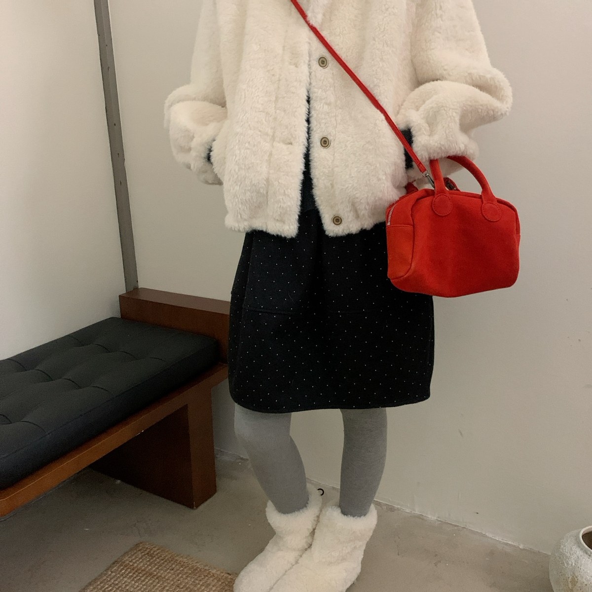 多多设计无疑富家千金韩女精致过冬毛毛排扣外套短外套18321