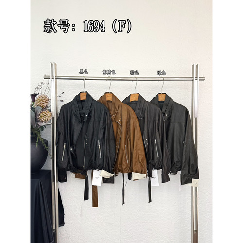 多多小众设计秋上新帅气百搭立领宽松腰带拼接皮衣(配本布领带)(