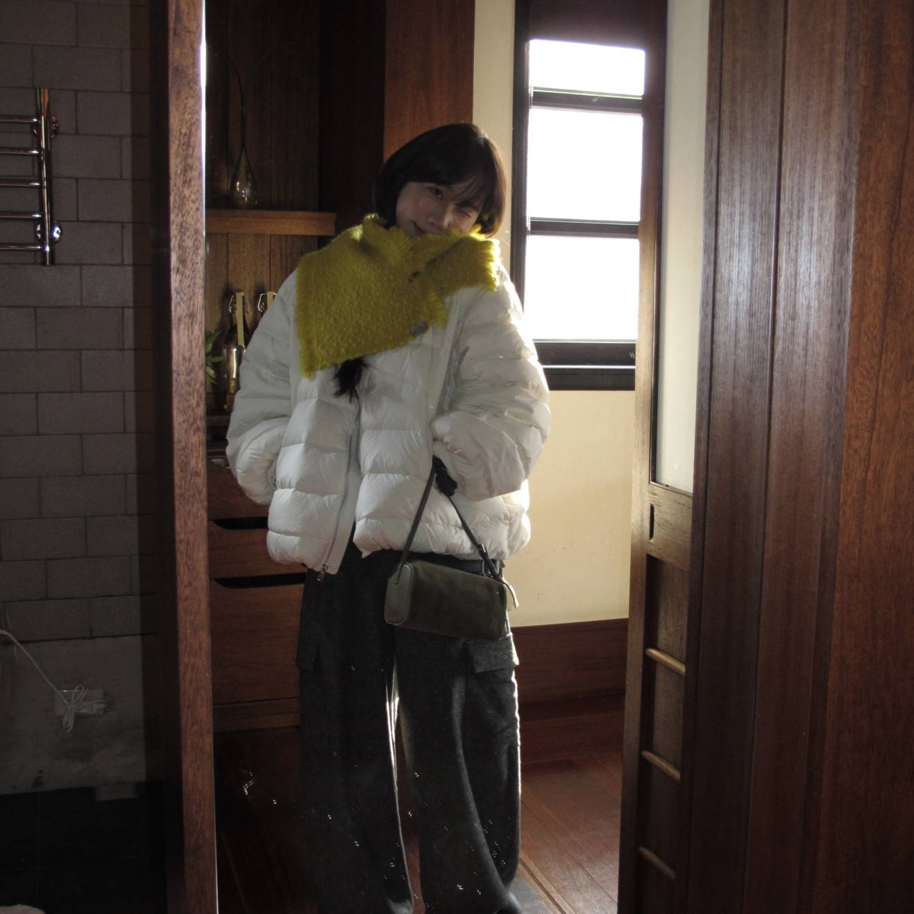 FEEL BLESSE多师品牌超轻气球羽绒服羽绒服(含90白鸭绒)AW530233