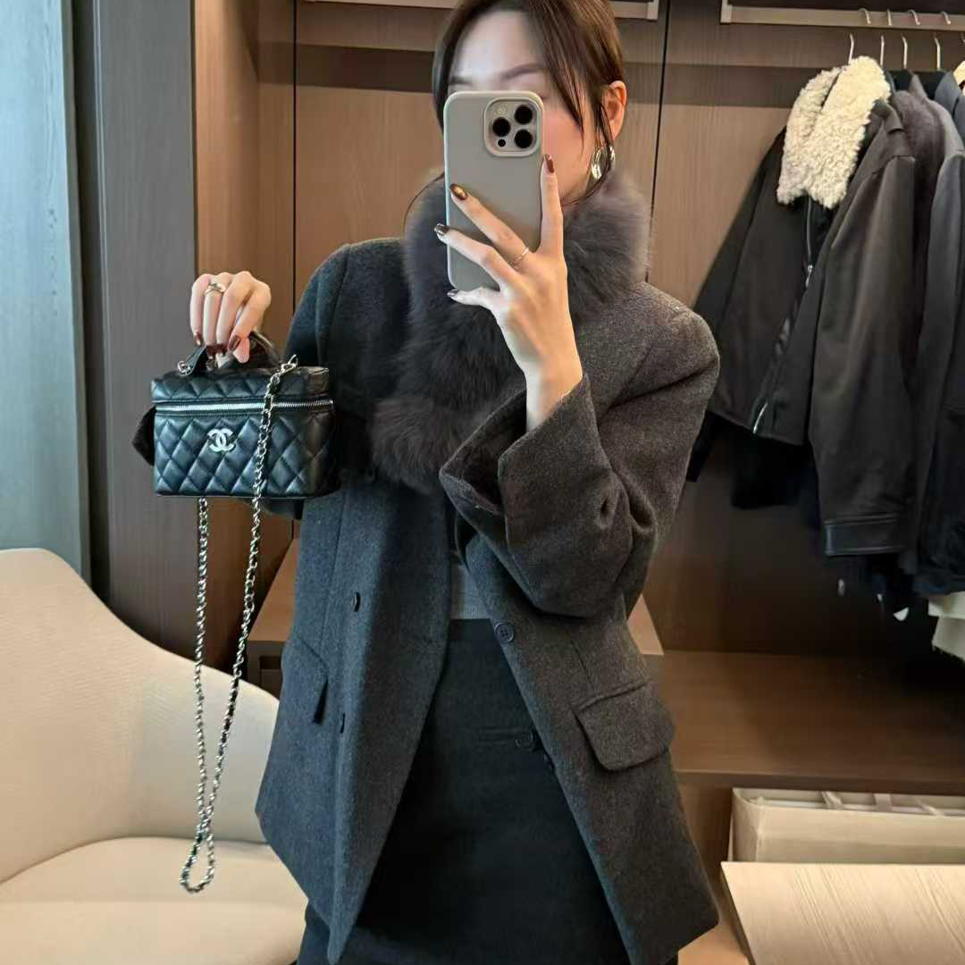 多多呢内里白鸭绒外套保暖羽绒服外套(配可拆真狐狸毛毛领)P8937