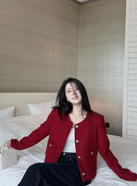 多多红色短款圆领保暖羽绒服外套(新年圣诞必入红色小香)TF73282