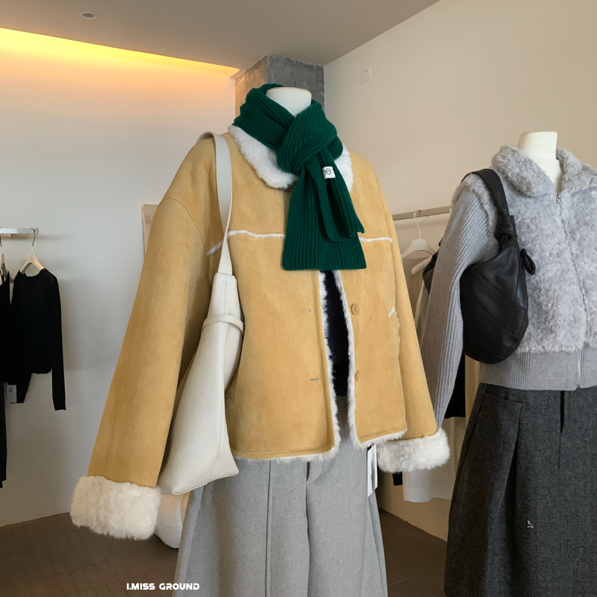 多多冬上新撞色羊毛加厚保暖皮毛一体外套（含50羊毛）H70883