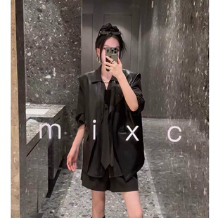 衬衣马甲两件套女高级感2026叠穿轻奢减龄洋气赫本风韩版穿搭套装