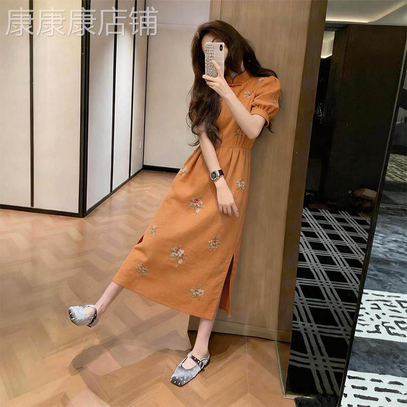 法式橙色刺绣泡泡袖连衣裙女26夏特别漂亮掐腰小个子巨好看长裙子