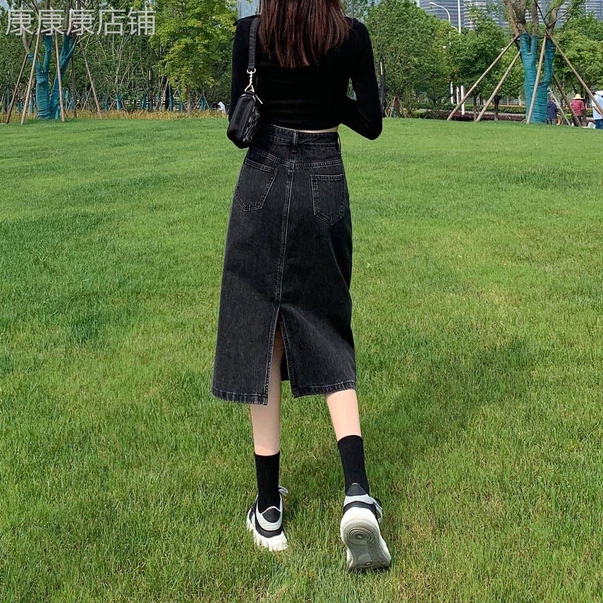黑色中长款牛仔半身裙女2025年春秋新款小个子高腰显瘦a字包臀裙