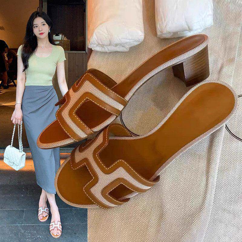 香港粗跟凉鞋2025夏季新款沙滩度假一字拖鞋女外穿真皮高跟凉拖鞋