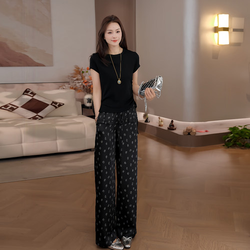 豆豆DE【抽绳短 T】夏季新款修身显瘦时尚百搭纯色女T恤-26XT1817