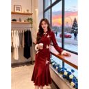 复古新中式 改良旗袍裙高端精致复古红色收腰蝴蝶印花连衣裙2026冬