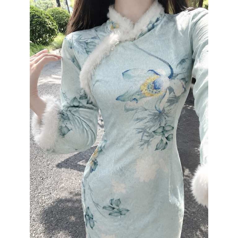新中式加厚加厚花毛毛袖口长袖连衣裙复古民国旗袍温柔风冬季新款