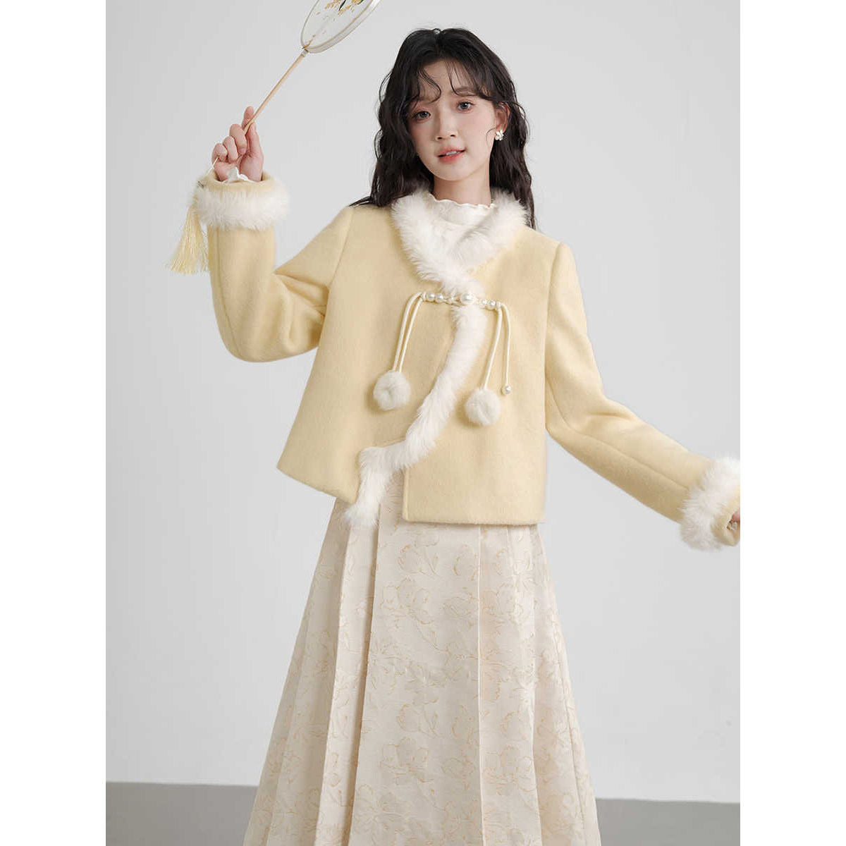 新中式国风短款毛呢黄色大衣外套女秋冬独特超好看爆款小个子大衣,女装/女士精品,时尚套装,淘宝优惠券,粉丝福利购,淘宝优惠卷