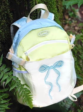 LOLA DESIGN轻便户外刺绣登山双肩包 短途旅行小书包双肩小背包女