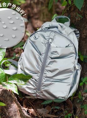 LOLA DESIGN云朵褶皱双肩包蝴蝶结小书包女休闲可爱轻便学生ins包