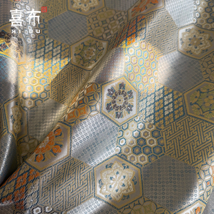 特价 浅色龟背纹仿西阵织布料复古提花丝绸服装面料手工DIY书包装