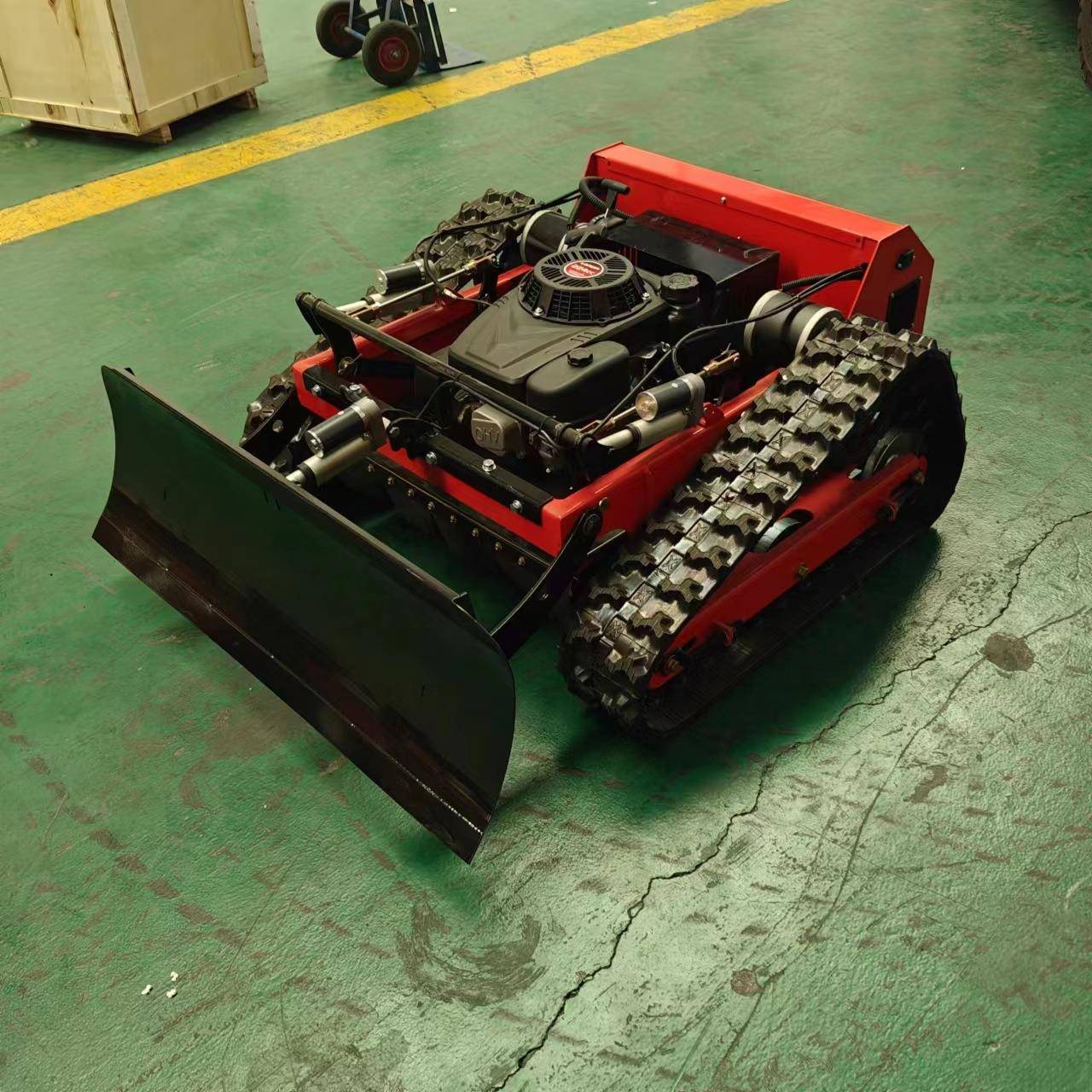 源头工厂直供遥控割草机家用园林碎草除草机油电混动锄草机器人