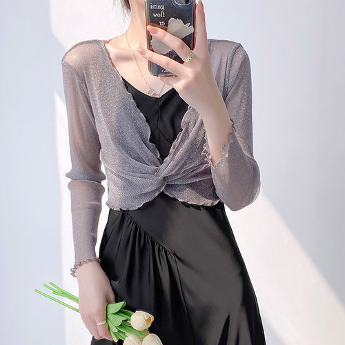 吊带连衣裙外搭防晒坎肩