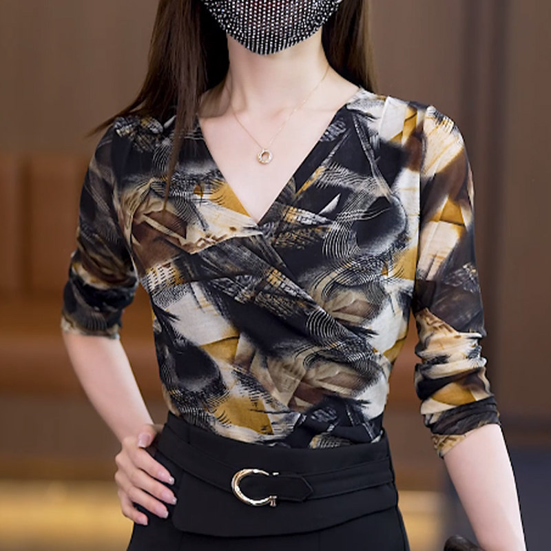 遮肚子网纱打底衫内搭秋季新款V领气质长袖上衣洋气别致漂亮小衫,女装/女士精品,蕾丝衫/雪纺衫,淘宝优惠券,粉丝福利购,淘宝优惠卷