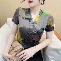 Short-sleeved women's summer new Western-style top, slimming and belt-concealing mini shirt, versatile mesh T-shirt base layer, mom's outfit thumbnail 2