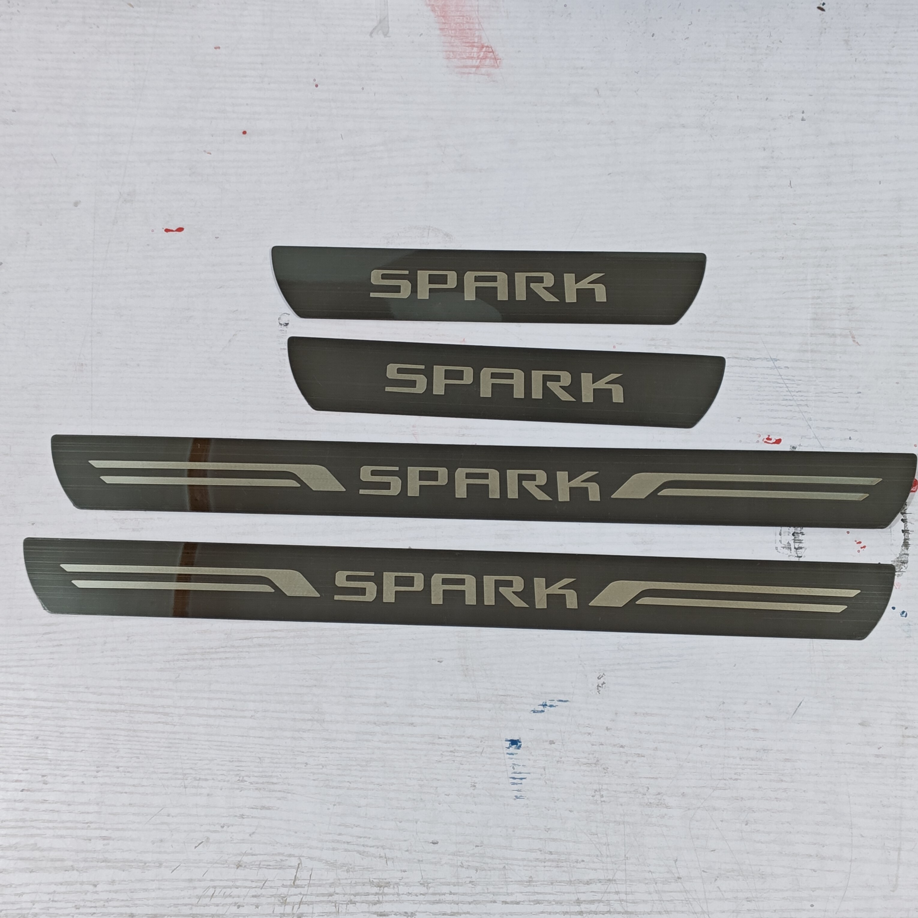 适用于雪佛兰spark超薄汽车门槛条防护防刮迎宾踏板不锈钢保护条