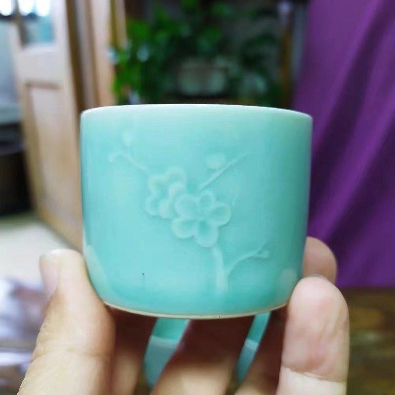 建国龙泉梅兰竹菊青瓷主人杯怀旧老茶压手杯可配礼盒送礼佳品特价