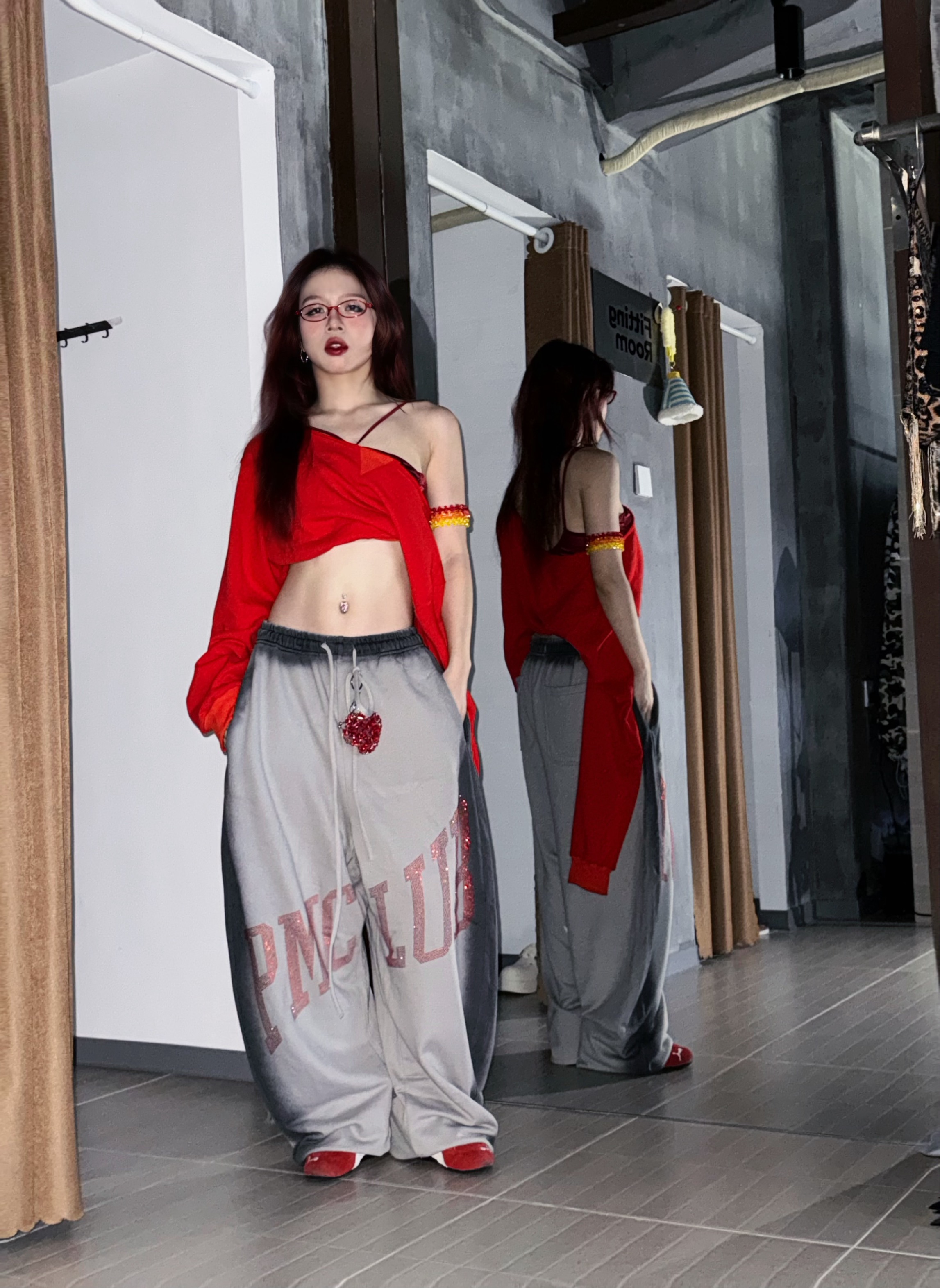 PANMIE25原创红色烫钻水洗做旧灰白宽松街舞爵士舞束脚卫裤