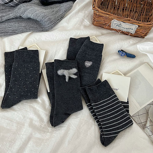 诸暨袜子女秋冬中筒袜韩版羊毛袜条纹点点格雷系蝴蝶结无骨堆堆袜