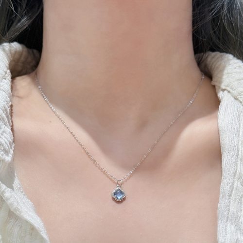 s925纯银天然海蓝宝幸运草吊坠四叶草项链轻奢高级感锁骨链女简约