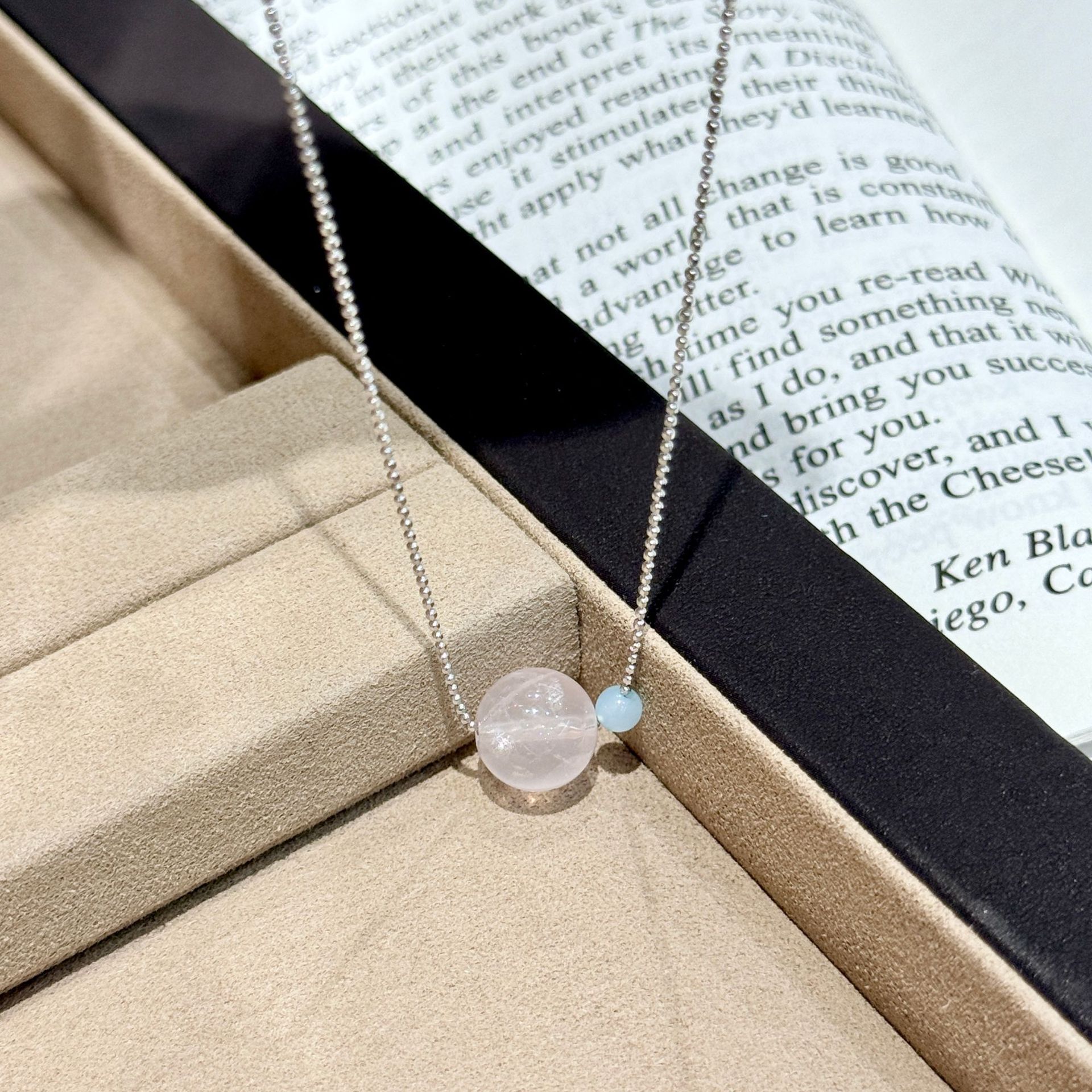 s925纯银天然粉水晶气泡项链女轻奢高级感粉晶蓝玉髓珠串度假风