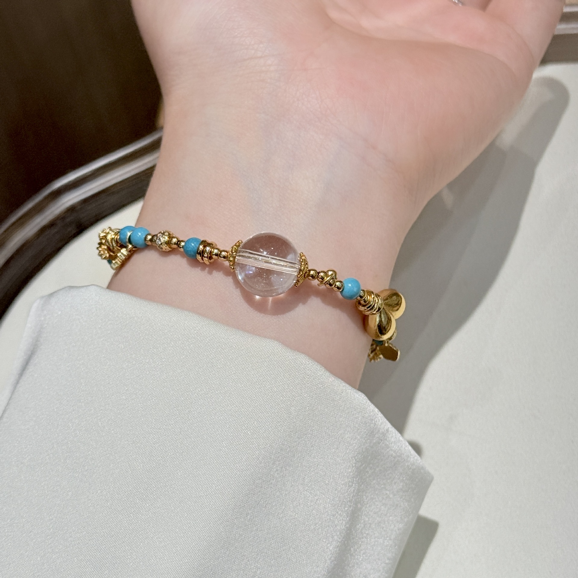 水晶手链天然屁桃黄金色手饰爱心女春燕高级感小众设计绿松石