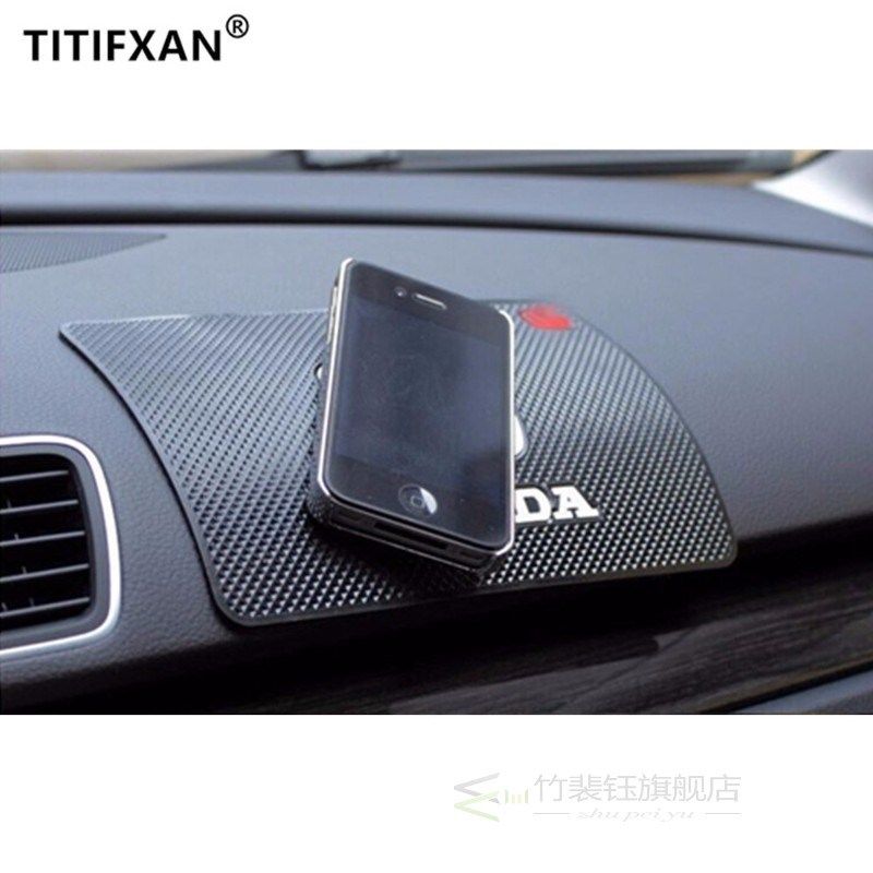 1PCS Car Logo Anti-Slip Mats Pad Non For Cadillac Lada SEAT