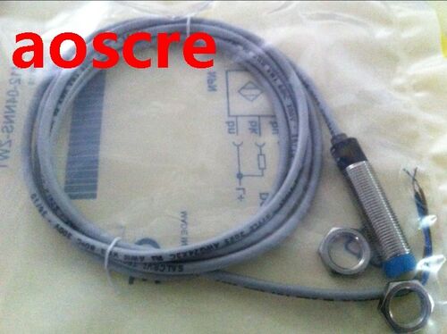 2PCS Switch IM12-04NNS-ZW1 3 wire NPN NO New High-Quality Se