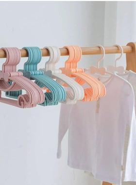1Pc 4 Colors Kids Clothes Hanger Racks Portale Plastic Disp