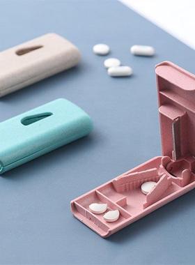 New 1PC Medicine Pill Holder Tablet Cutter Splitter Pill Cas