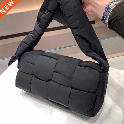 Fashion Woven Cotton Padded Women Shoulder Bag Brands Design