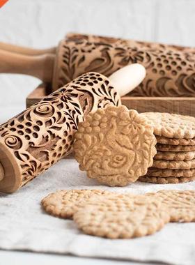 New Leaf Christmas Deer Wooden Rolling Pin Embossing Baking