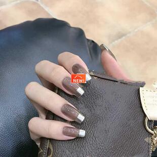 24 pieces of silver French fake nails, wearing nail stickers